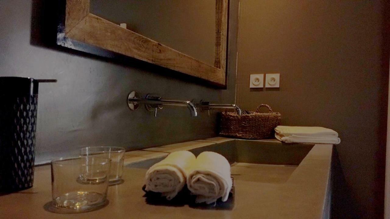 Les Cabanons De Meme Jeannette Bed & Breakfast Port Vendres Exterior photo