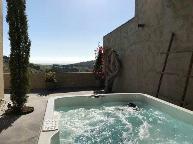 Les Cabanons De Meme Jeannette Bed & Breakfast Port Vendres Exterior photo